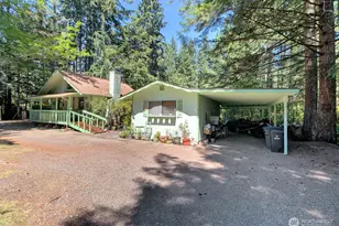 71 E Leisure Ln, Grapeview, WA 98546 - Photo 15