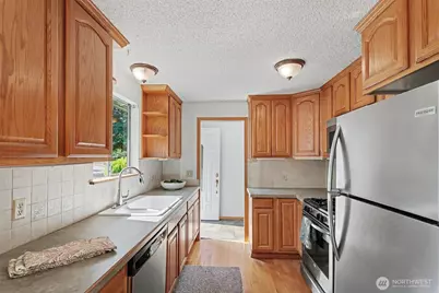 11617 7th Avenue SW, Seattle, WA 98146 - Photo 13