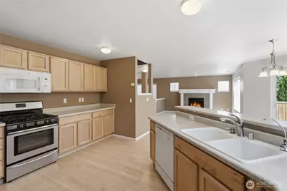 18144 168th Way SE, Renton, WA 98058 - Photo 11