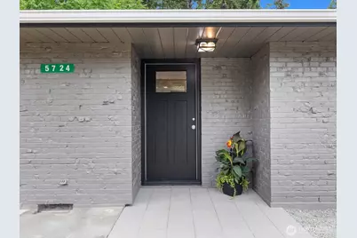 5724 78th Place NE, Marysville, WA 98270 - Photo 3