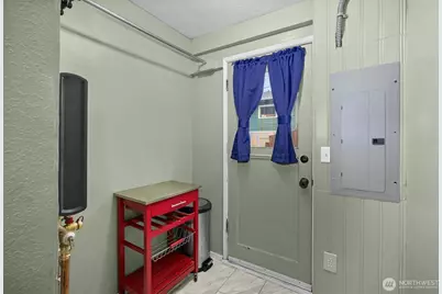 3425 Hoyt Avenue, Everett, WA 98201 - Photo 21