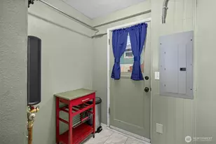 3425 Hoyt Ave, Everett, WA 98201 - Photo 21