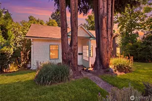 7730 17th Ave NE, Seattle, WA 98115 - Photo 3