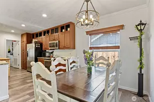 102 N Diamond St, Centralia, WA 98531 - Photo 9
