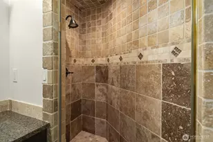 2205 NE 28th St, Renton, WA 98056 - Photo 23