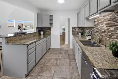 4246 James Street, Bellingham, WA 98226 - Photo 15