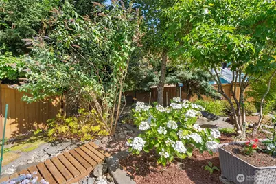 26432 Somerset Lane, Kent, WA 98032 - Photo 35