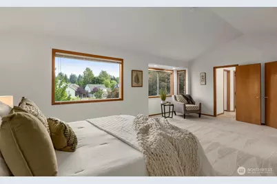 11715 SE 61st Place, Bellevue, WA 98006 - Photo 23