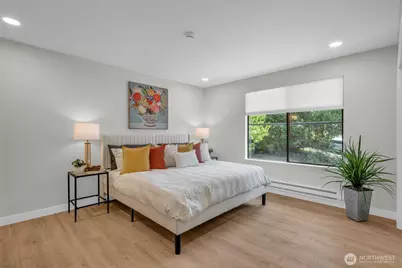 11701 100th Avenue NE #5, Kirkland, WA 98034 - Photo 3