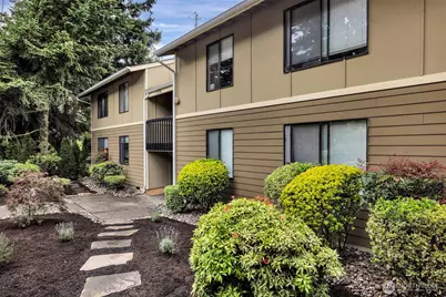 11701 100th Avenue NE #5, Kirkland, WA 98034 - Photo 1