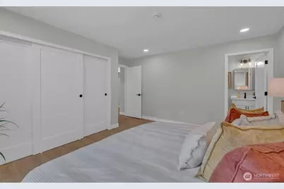 11701 100th Avenue NE #5, Kirkland, WA 98034 - Photo 5