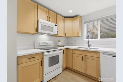 1400 Taylor Avenue N #201, Seattle, WA 98109 - Photo 7