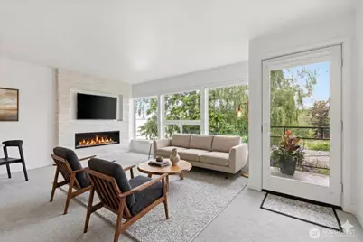 6201 Lake Washington Blvd NE #307, Kirkland, WA 98033 - Photo 3