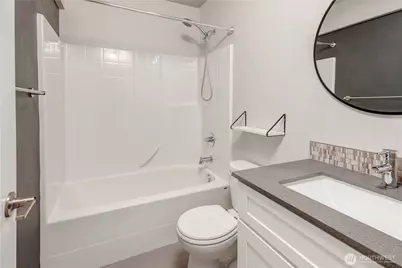 19225 Damson Road #D2, Lynnwood, WA 98036 - Photo 13