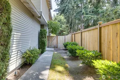 1526 121 Street SW #14, Everett, WA 98204 - Photo 3