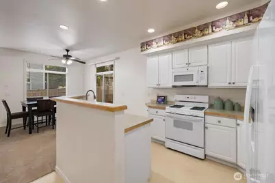 1526 121 Street SW #14, Everett, WA 98204 - Photo 17
