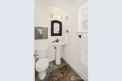 511 Martin Luther King Jr Way S, Seattle, WA 98144 - Photo 13
