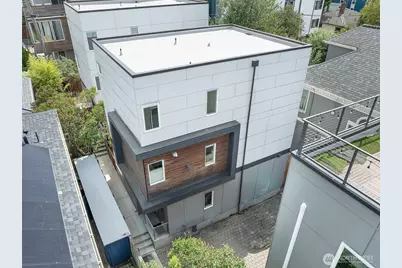 830 B 16th Ave, Seattle, WA 98122 - Photo 1