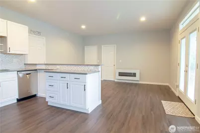 15514 129th Avenue NE, Woodinville, WA 98072 - Photo 3