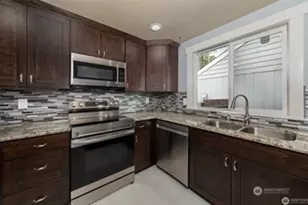 1426 128th Dr NE, Lake Stevens, WA 98258 - Photo 13