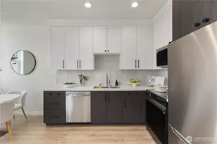 2328 B Franklin Ave E, Seattle, WA 98102 - Photo 17
