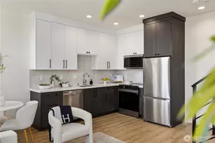 2328 B Franklin Ave E, Seattle, WA 98102 - Photo 23