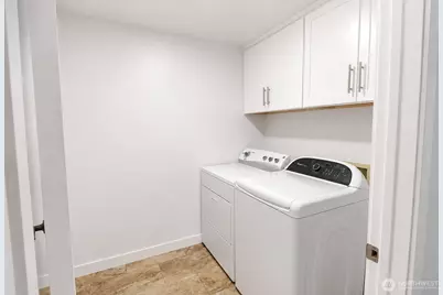 8410 Kaster Drive NE, Bremerton, WA 98311 - Photo 19