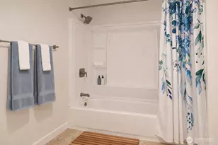 8410 Kaster Dr NE, Bremerton, WA 98311 - Photo 15