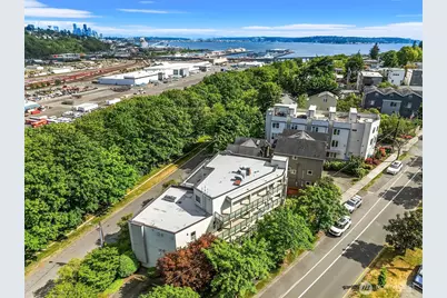 2334 Thorndyke Avenue W #301, Seattle, WA 98199 - Photo 33