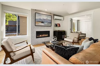 2334 Thorndyke Avenue W #301, Seattle, WA 98199 - Photo 13