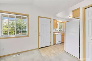 1320 Wildflower Way, Sedro Woolley, WA 98284 - Photo 5