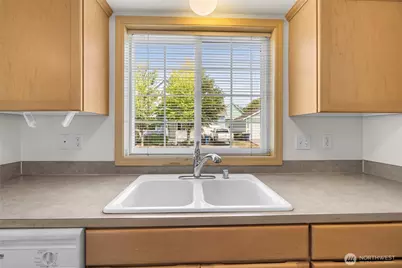 1320 Wildflower Way, Sedro Woolley, WA 98284 - Photo 9