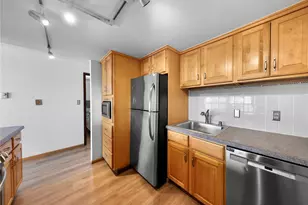 415 N State St, Bellingham, WA 98225 - Photo 23