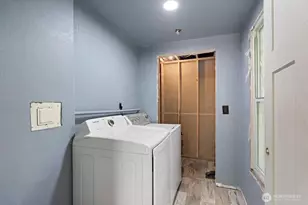 307 4th St, Steilacoom, WA 98388 - Photo 25