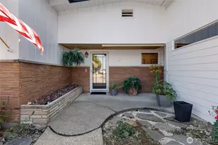 1167 McKinley St, Enumclaw, WA 98022 - Photo 3