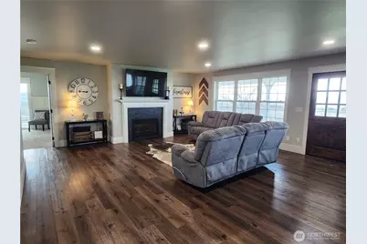 11660 Mieras Road, Yakima, WA 98901 - Photo 5