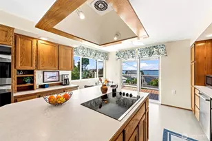 18134 Brittany Dr SW, Normandy Park, WA 98166 - Photo 11