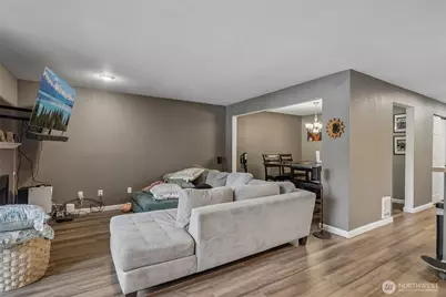 12037 100th Avenue NE #103, Kirkland, WA 98034 - Photo 3