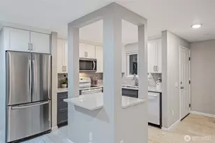 10053 NE 138th Pl, Kirkland, WA 98034 - Photo 5