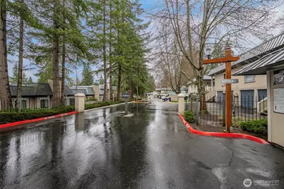 1607 102nd Place NE #D1, Bellevue, WA 98004 - Photo 37
