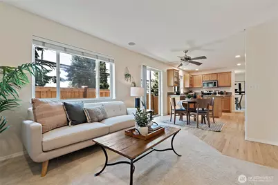 13235 124th Court NE, Kirkland, WA 98034 - Photo 15