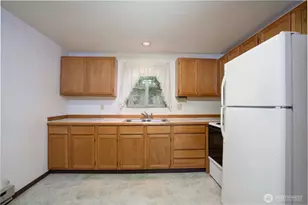 3216 S 15th St, Tacoma, WA 98405 - Photo 11