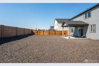 714 N Doumit Drive, Moses Lake, WA 98837 - Photo 9