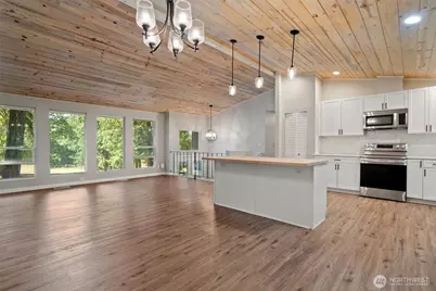 7540 Grahns Lane NE, Bremerton, WA 98311 - Photo 13