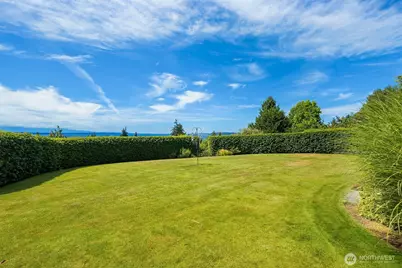 17020 74th Avenue W, Edmonds, WA 98026 - Photo 39
