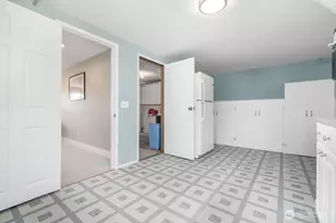 1010 Daley St, Edmonds, WA 98020 - Photo 19