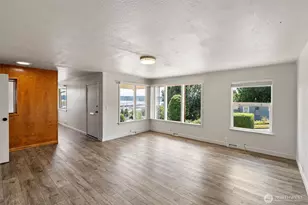 3202 Farragut St, Bremerton, WA 98312 - Photo 3