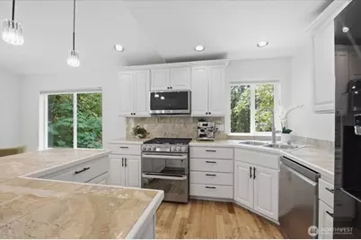 1508 208th Avenue NE, Sammamish, WA 98074 - Photo 9