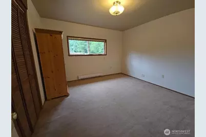 1302 33rd Avenue NE, Olympia, WA 98506 - Photo 9