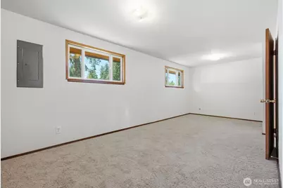 8527 9th Avenue SE, Everett, WA 98208 - Photo 15